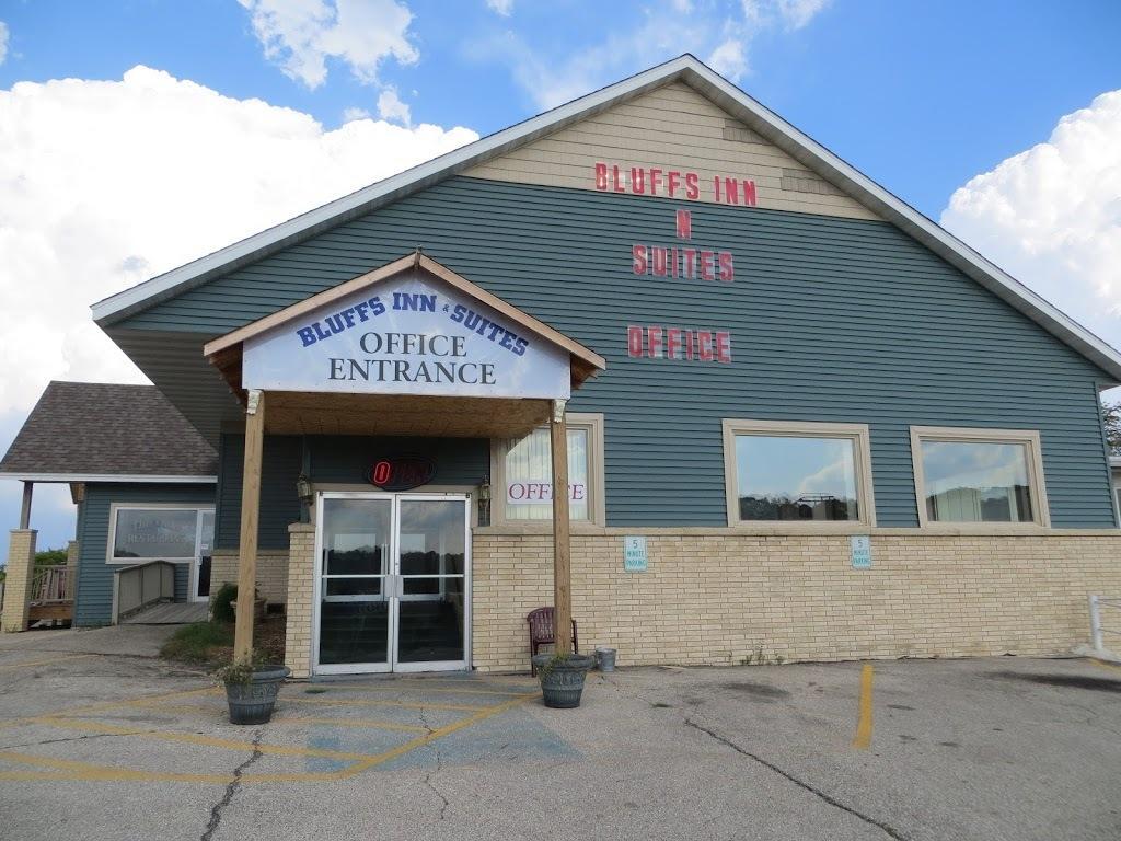 The Bluffs Inn & Suites Decorah Exterior photo